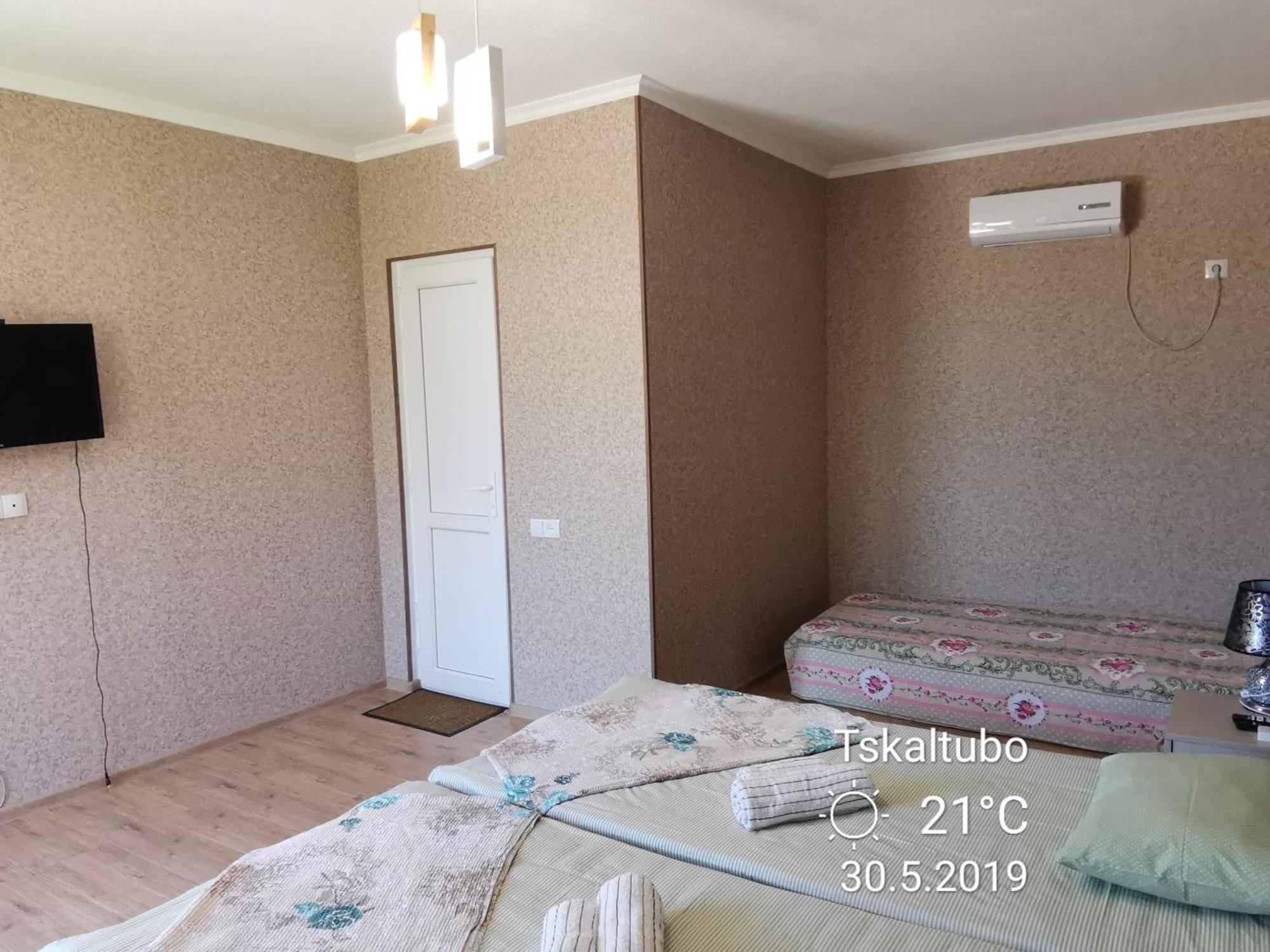 Villa Platinum Tskaltubo Bagian luar foto