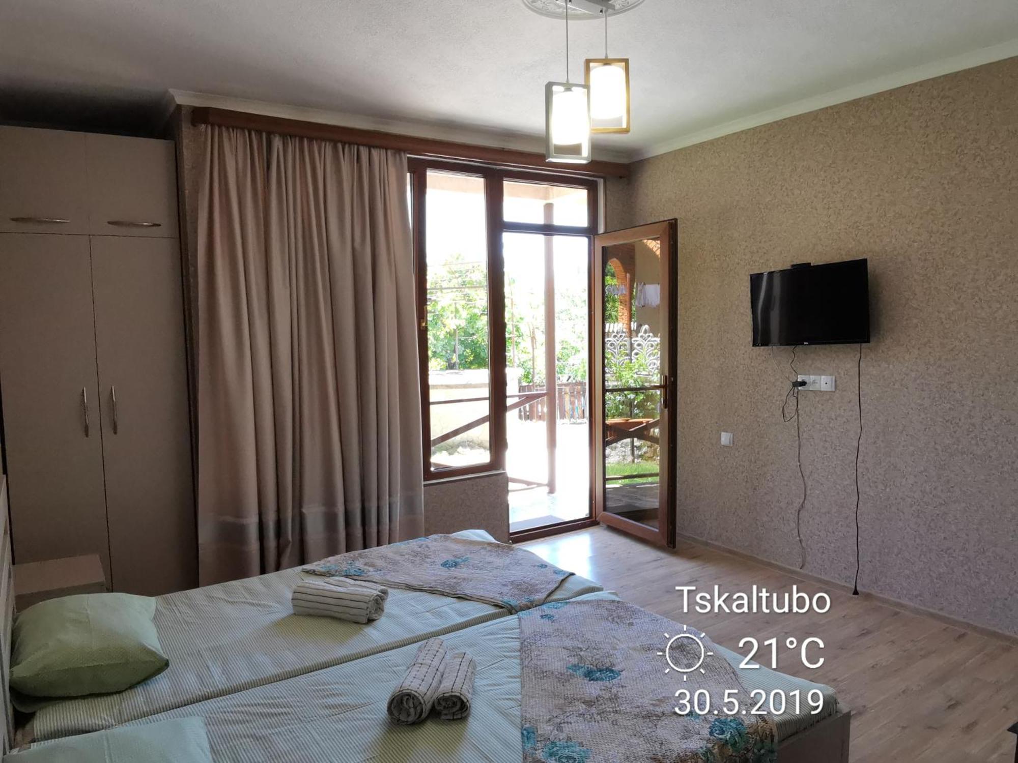 Villa Platinum Tskaltubo Bagian luar foto