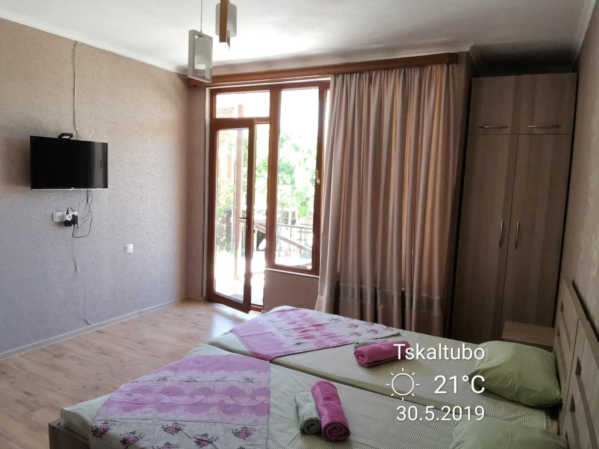 Villa Platinum Tskaltubo Bagian luar foto