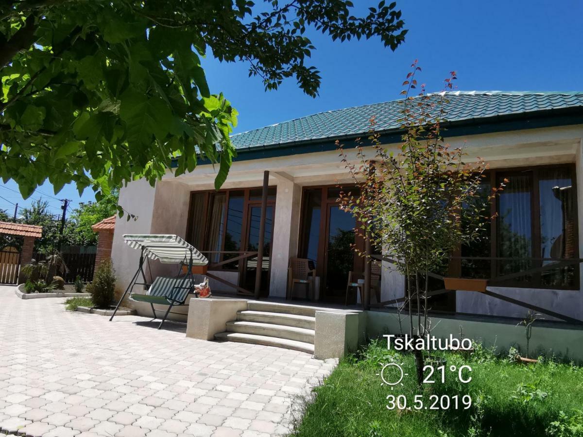 Villa Platinum Tskaltubo Bagian luar foto